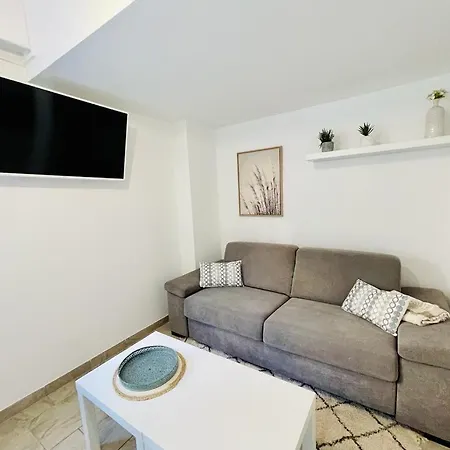 Au Bord De 1 Apartment Menton